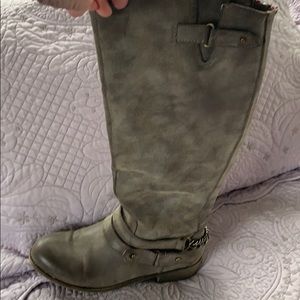 Gray Leather Boots Preowned